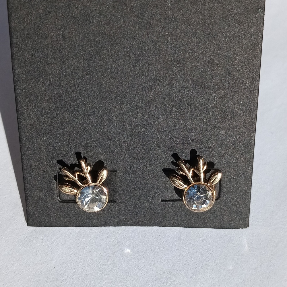 Holiday reindeer face shape stud theme earrings women's jewelry earrings NEW - Picture 1 of 4